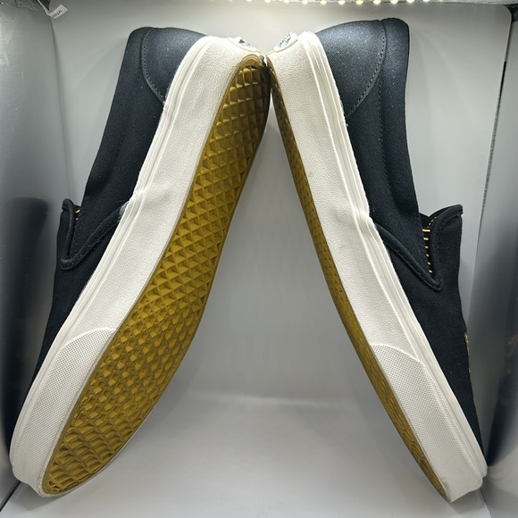 Harry Potter x Classic Slip-On 'Hufflepuff' US Man Size 11 like new - Picture 6 of 13